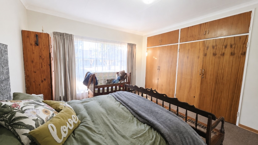4 Bedroom Property for Sale in Flamwood North West